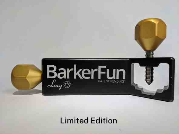 Treat Clincher lmited edition in black with gold handles
